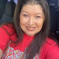 Marissa Stringer's Instagram, Twitter & Facebook