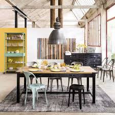 Profitez de prix ikea toute l'année ✅ faites vous facilement livrer. Table Industrielle 17 Idees Deco En Metal Et Bois
