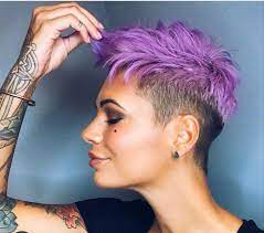 pin von sharon marshall auf my style frisuren undercut frau kurz undercut frauen bunt