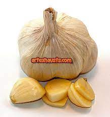 Bawang merah selalu menghasut ibunya untuk memperbudak bawang putih untuk merapihkan rumahnya. 13 Kesan Sampingan Bawang Putih Yang Tidak Dijangka Anda Perlu Mengetahui