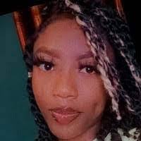 Roxanne Witter's Instagram, Twitter & Facebook