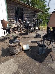 The robert llewellyn wright house is a historic home located at 7927 deepwell drive in bethesda, maryland. Found This Little Set Up At A B B That S A Peter Wright Blacksmith