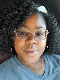 Hey ladies 🚺 I'm new in this beautiful group. I'm always looking to be  around like minded women that are positive, energetic, supportive and  loving. I'm 42 yo married for 16 amazing