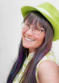 Pickling the brass rose. 🌹 #brass #rose #science #jewelrycleaner  #betsybowersculpture