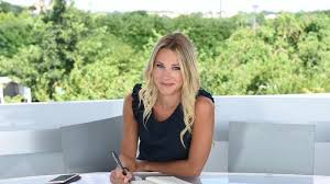 A suivre ce dimanche 1er novembre à 20h sur france3.pic.twitter.com/bcthzqfryq. Qui Est Marion Rousse Consultante Sur Le Tour De France Pour France Televisions