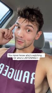 Be yourself, your BEST self⚡️ I hope you're having a great weekend!