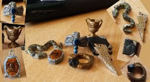 Mini Horcruxes Pendant Set By Eeriestir On Deviantart Harry Potter Items Harry Potter Miniatures Harry Potter Charms