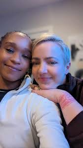 Greetings from Virginia! 31yo gay male (single) Love to make new  connections and see where they can go