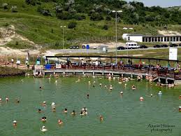 Uçak biletleri ve iki doz sputnik v aşısı için 1.099 euro talep ediyoruz. È™trand DurgÄƒu Turda Relaxare È™i Tratament Balnear JudeÈ›ulcluj