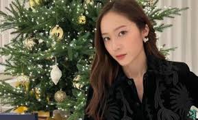 f(x)'s Krystal Criticized For Unpleasant Appearance With New Haircut