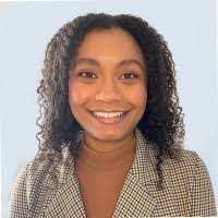 Olivia Layne's Instagram, Twitter & Facebook