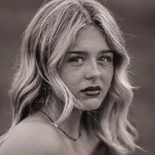 Iron Sparrow Photography