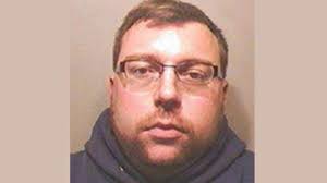 Paedophile Robin Hollyson kills himself in prison