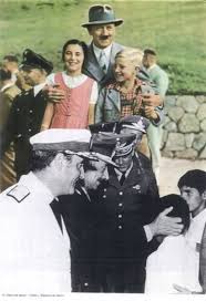 A ještě víc pro vás. Hitler With Children Videla And Massera With Children Leon Ferrari 1995 6 2007 Tate