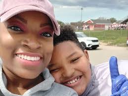 Deborah Latham's Instagram, Twitter & Facebook