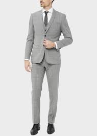 Sélectionnez le tissu, les couleurs qui vous mettent le plus en valeur. Costume Gris Father And Sons