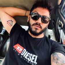 Edgar Narvaez's Instagram, Twitter & Facebook