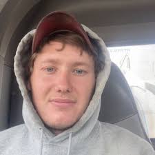 Paige (@PowersPaige)