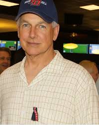 Mark is the main character in NCIS❤️ If you still believe I'm a good Actor  and I remain your NCIS favorite, I need a huge !!! Yes!! #NCISHawaii  #NCISverse #thomasmarkharmon #NCISLosAngeles #nciswordwid #