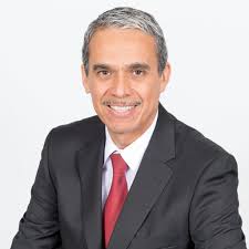 Luis GARZA-CASTAÑÓN