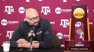 75 devushka prygaet na molodom chlene parnya