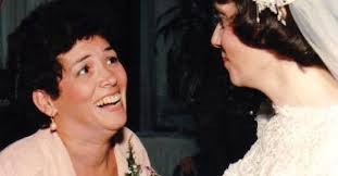 The Rotary Club of Grand Rapids Charities Foundation is pleased to announce  that applications are now open for the Richard & Helen DeVos Scholarship  for the 2023-24 Academic Year. The Richard and