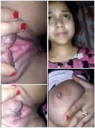 Assamese Gf Showing Her Boobs and Pussy - Desi Old Videos HD  SD - DropMMS