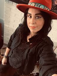 Hi all! I just wanted to introduce myself and say hi! Happy to be a part of  the group!