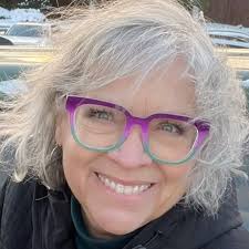 I would! It feels both work and pretty!