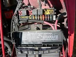 This box is known as the power distribution center and the top cover has a diagram of all the cartridge fuses, mini fuses and relays contained. Fuse Box Diagram Jeep Wrangler Forum