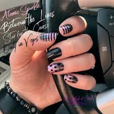 These manicure ideas are great for your every day glitter manicure! Pin By April Dennis On Color Street Nail Ideas Color Street Nails Halloween Nail Colors Nail Color Combos