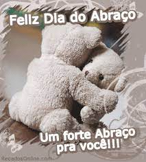 Tenho certeza que você já se deparou, em algum lugar do mundo, com certas pessoas que andam pelas ruas com uma placa na mão onde diz abraços grátis, ou free hugs, não é mesmo? 34 Dia Do Abraco Imagens E Gifs Com Frases Para Whatsapp Recados Online