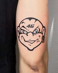 The marketing phenomenon that is valentino rossi gives fans a multitude of logos to choose from this is just incredible, it's hard to work out what to admire most, the quality of the tattoo, or the fact. Red Bay Tattoo On Twitter Un Poco De Valentino De Peli Redbay Valentinorossi Valentino Blacktattoo Vitoriagasteiz Valentinorossitattoo Rossi Motorcycle Motogp Bike Mototattoo Blackworktattoo Linetattoo Euskaditattoo