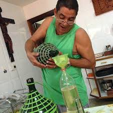 Wanderley souza (@wanderleysouza95) hat bei tiktok ein kurzes video mit der musik original sound erstellt. Zeca Pagodinho Revela Que Trocou Cerveja Por Vinho Nessa Pandemia Eu Amo Vinho
