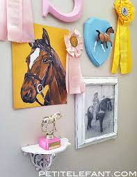 How To Spray Paint Trophies Diy Petit Elefant Horse Room Decor Horse Themed Bedrooms Horse Room