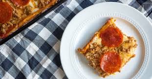 Deep Dish Pizza Quiche Recipe In 2020 Stuffed Peppers Baked Dishes Cooking