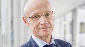 Aus persönlichen Gründen: Frank Harder verlässt Expert