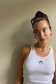 After a steady rise in the u.k., she broke. Dua Lipa Instagram Photos 05 01 2020 Hawtcelebs
