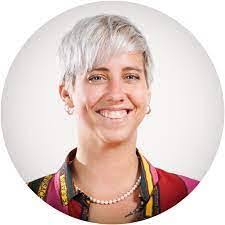 Debbie Piller's Instagram, Twitter & Facebook