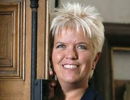 Angel Nodarse's Instagram, Twitter & Facebook