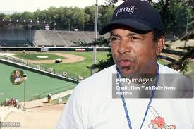 576 Little League Baseball Coach Photos & High Res Pictures