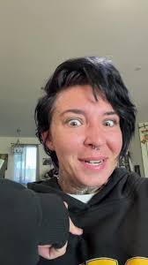 Lydia Speck's Instagram, Twitter & Facebook