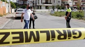 Jun 03, 2021 · son dakika gelişmesine göre yamaç paraşütçüleri, yaşanan kaza ve yasağa rağmen uçmaya ara vermiyor sert esen rüzgarın, paraşütçüyü havalandırıp yere savurduğu anlar cep telefonu kamerasına yansıdı antalya'da uçuş yapmaya hazırlanan yamaç paraşütçüsü, rüzgarın azizliğine uğrayarak bir anda kendini yerde buldu. Antalya Da Iki Mahalle Karantinaya Alindi Son Dakika Haberleri