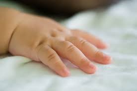 Disamping itu, ciri lainnya adalah bentuk puting yang lebih panjang dan keluar dari tempatnya. 5 Tanda Alergi Dingin Yang Perlu Diketahui Kisah Keluarga Nara