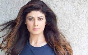 Actor pooja batra on tuesday posted throwback photos of herself chilling in a pool wearing a hot white bikini. Pooja Batra Wiki Age Husband Boyfriend Family Biography More Wikibio