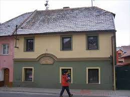 Dubna mohou občané využít zkušební provoz online rezervace pro vyřízení občanských průkazů, cestovních dokladů, řidičských průkazů a registraci vozidel. Cajovna Zelva Havlickova Domazlice Do Cz Eu Tearooms And Teahouses On Waymarking Com