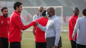 قال طاهر محمد طاهر، لاعب الفريق الأول لكرة القدم بالنادي الأهلي، إن الفريق قدم مباراة ‏كبيرة أمام بايرن ميونيخ الألماني في نصف نهائي بطولة كأس العالم للأندية، الذي يمتلك ‏لاعبين مميزين، موضحًا أن اللاعبين درسوا المنافس بشكل جيد، خاصة أنه يمتلك لاعبين كبارًا. Ø·Ø§Ù‡Ø± Ù…Ø­Ù…Ø¯ Ø·Ø§Ù‡Ø± ÙŠØ¹ÙˆØ¯ Ù„ØªØ¯Ø±ÙŠØ¨Ø§Øª Ø§Ù„Ø£Ù‡Ù„ÙŠ