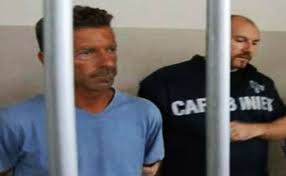 Massimo bossetti, condannato all'ergastolo per l'omicidio della ragazzina avvenuto nel 2010, ha denunciato per depistaggio i magistrati di bergamo, un'accusa sulla quale sta ora indagando la procura di venezia.il depistaggio, come anticipato dal settimanale oggi, riguarderebbe presunte anomalie relative ai reperti e ai campioni di dna che, se. Caso Yara Ultime Notizie 6 Agosto Aggiornamenti Finito Interrogatorio Di Bossetti Urbanpost