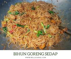 Anda teringin sangat nak makan resepi mee goreng, cari resepi di facebook dan cuba buat sendiri di rumah tapi kecewa. Resepi Bihun Goreng Sedap Ini Adalah Bellarina Natasya