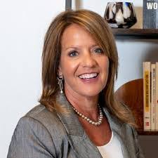 Jana Gessner's Instagram, Twitter & Facebook